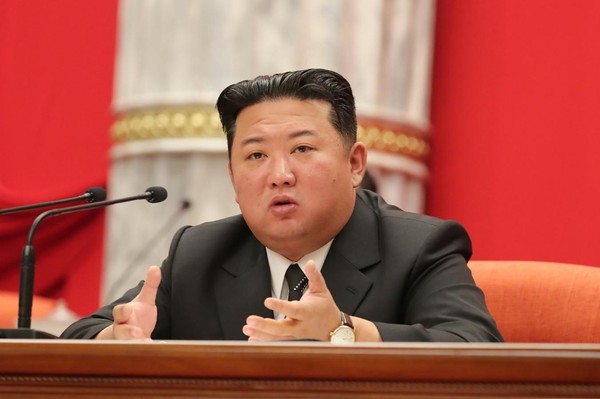朝鲜国务委员长金正恩 【照片来源：劳动新闻=NEWS1】