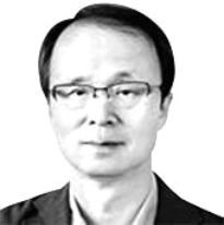 金容皙 韩国半导体工程学会副会长兼成均馆大学电子电气工学部教授