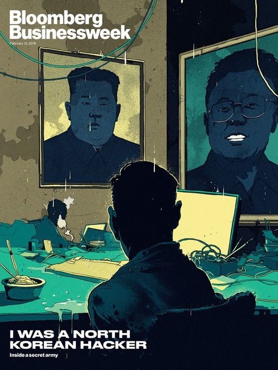 图为在金正日和金正恩父子的肖像前，生活在恶劣环境的朝鲜黑客图像。【图片来自彭博社商业周刊】