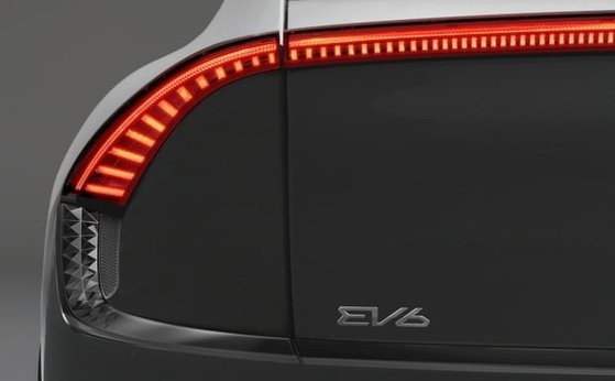 起亚汽车3月9日公开专用电动汽车EV6的外观。【照片来源：起亚汽车】