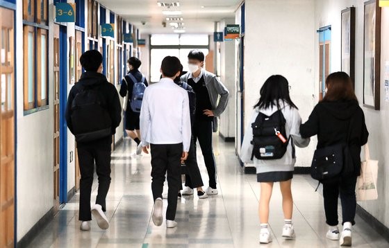 最近提起的《首尔市学生人权条例修正案》中删除了有关学生着装的规定。图文无关。【照片来源：NEWS1】