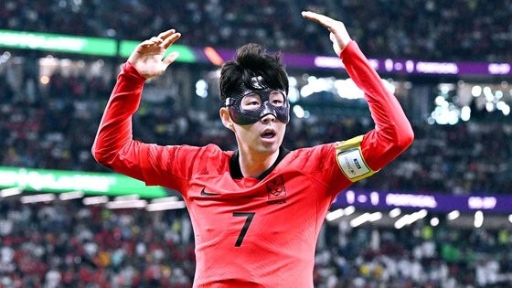 韩国国家足球队的新年首场A级比赛对手是哥伦比亚队。【摄影：金贤东 记者】