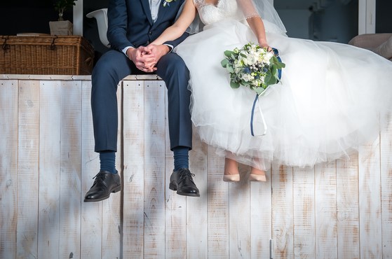 图为一对夫妇的结婚纪念照。 【照片来源：Shutterstock】